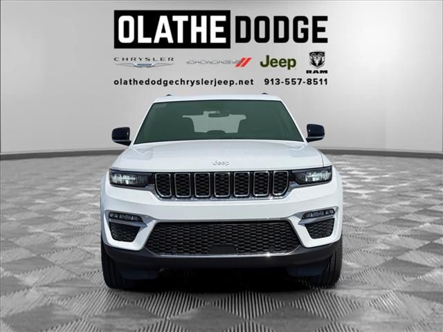 2025 Jeep Grand Cherokee Limited photo 28