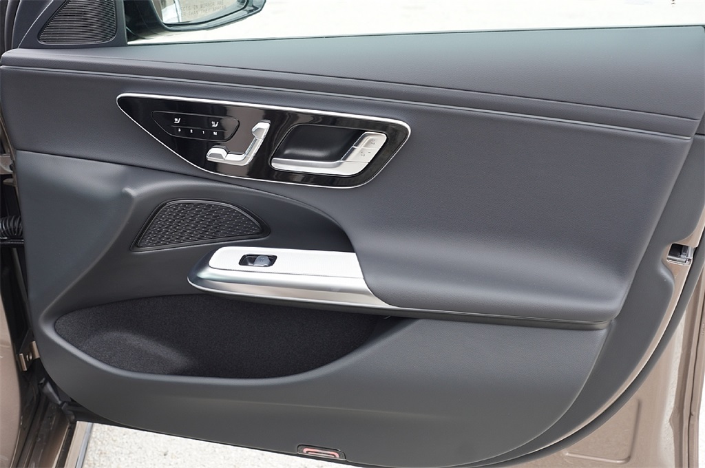 2026 Mercedes Benz E 350 photo 10