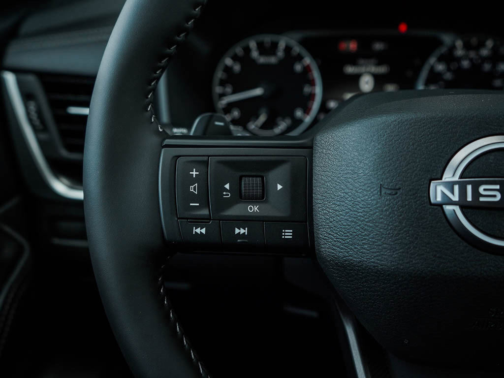 2026 Nissan Rogue SV photo 20
