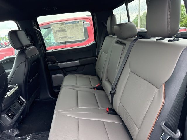 2025 Ford F-150 Lariat photo 7