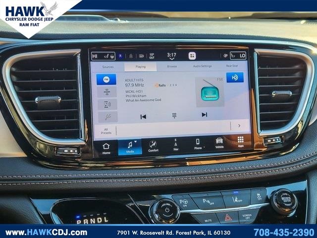 2025 CHRYSLER PACIFICA - Image 23