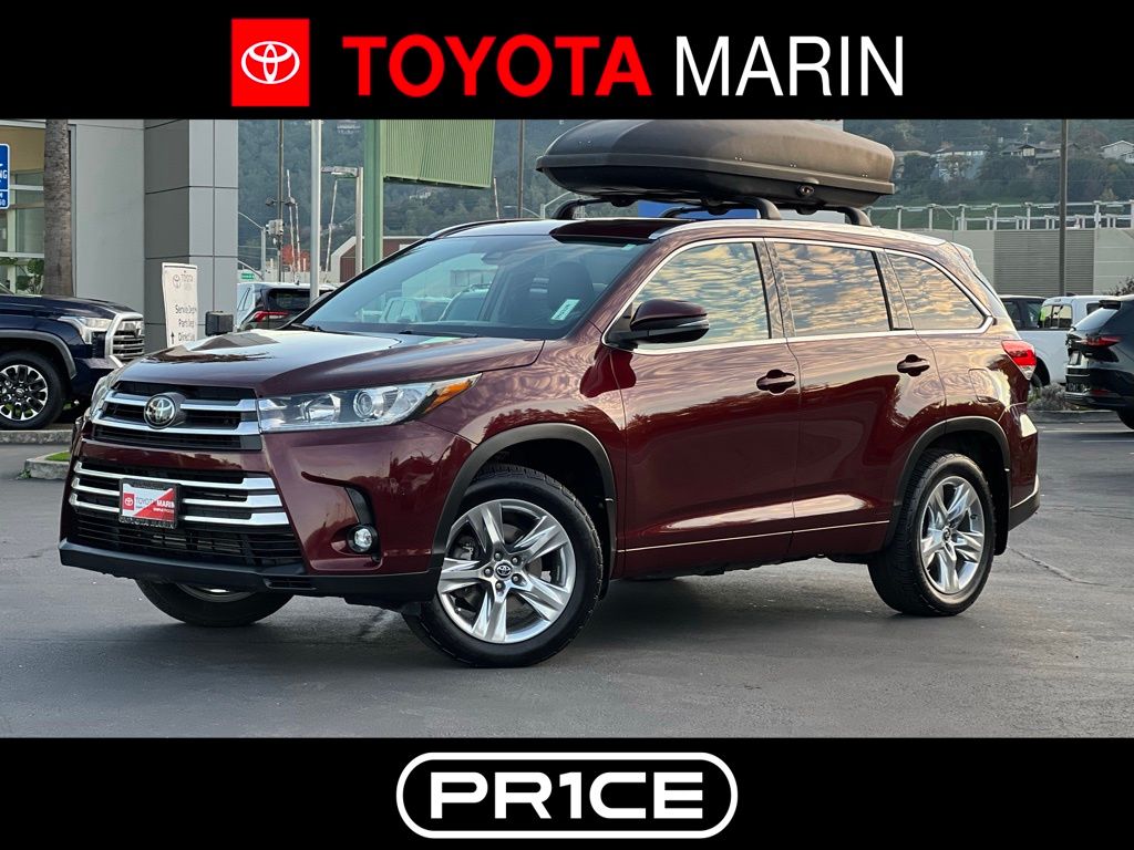 2019 Toyota Highlander Limited's photo