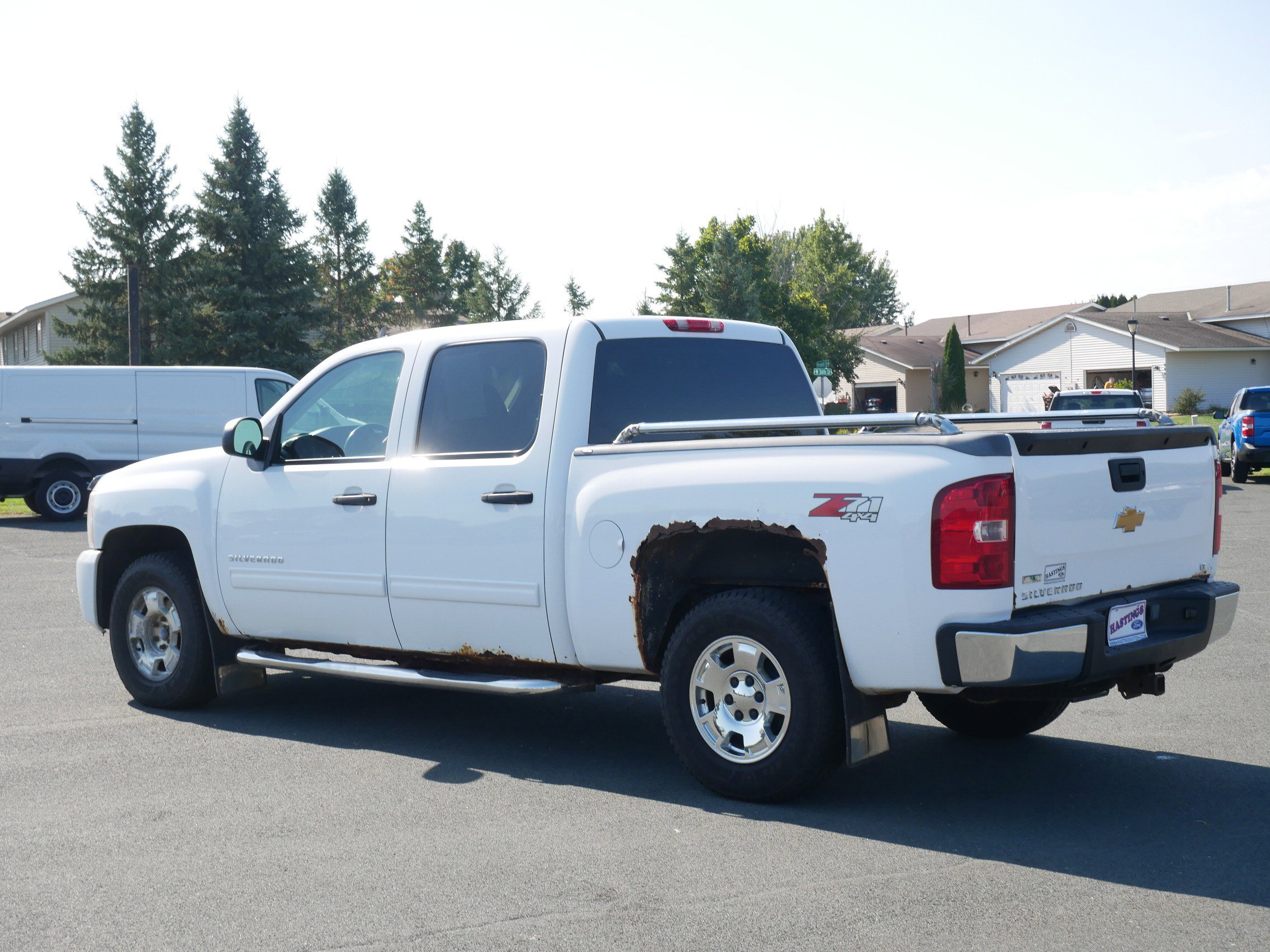 2011 Chevrolet Silverado 1500 LT photo 2