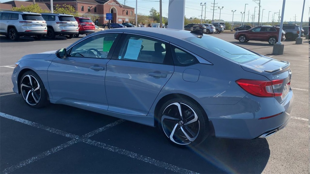 2022 Honda Accord Sport SE photo 3