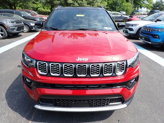 2025 Jeep Compass Limited photo 8