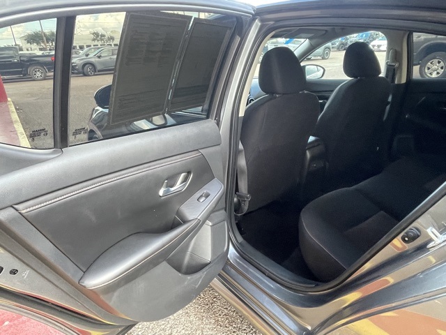 2023 Nissan Sentra SR photo 24