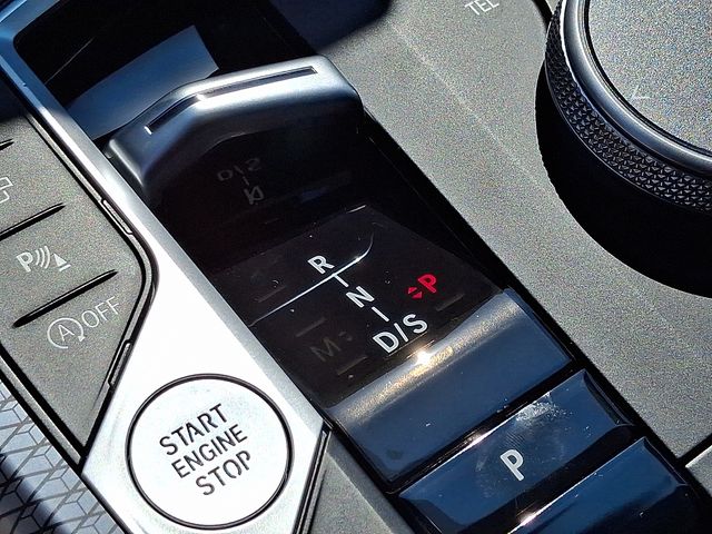 2025 Bmw 330i xDrive photo 15