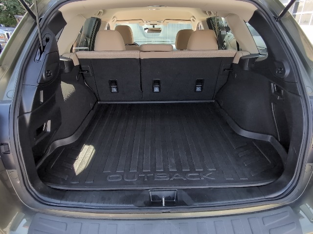 2019 Subaru Outback 2.5i Premium photo 34