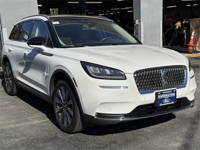 2022 Lincoln Corsair Reserve's photo