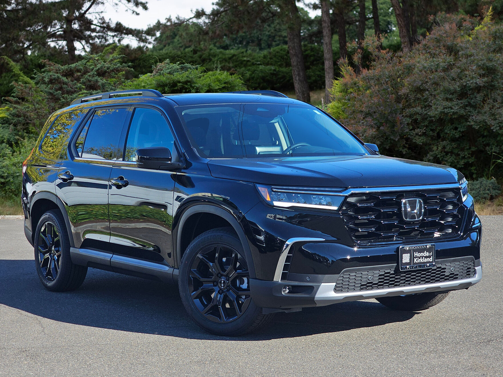 2025 Honda Pilot Touring's photo