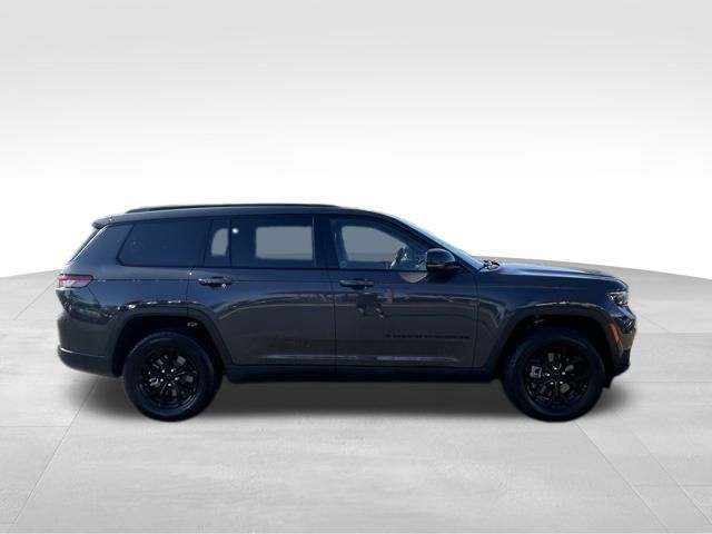 2025 Jeep Grand Cherokee Altitude X photo 6