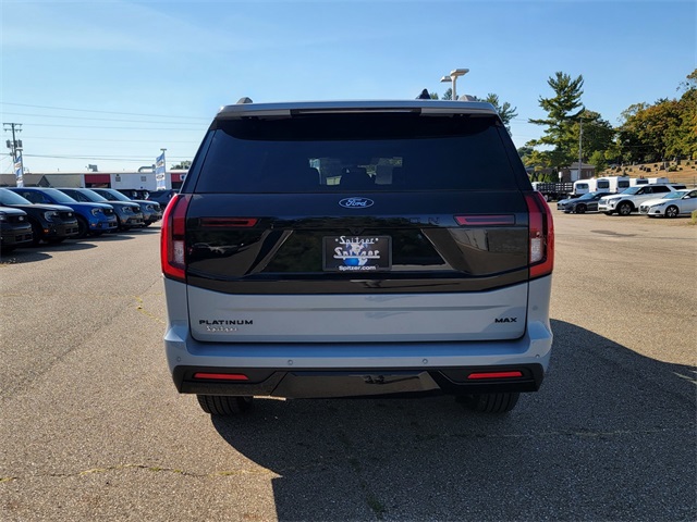 2025 Ford Expedition Platinum MAX photo 4