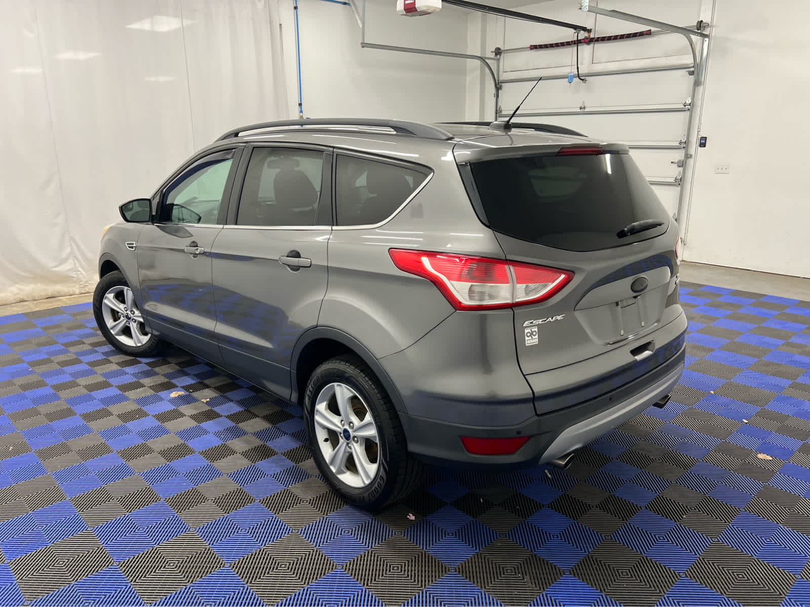2014 Ford Escape SE photo 3