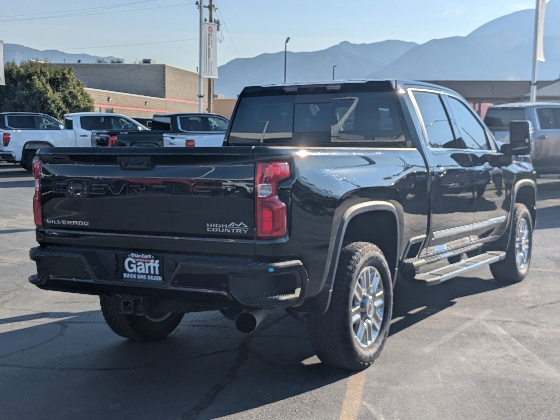 2024 Chevrolet Silverado 2500HD High Country photo 3