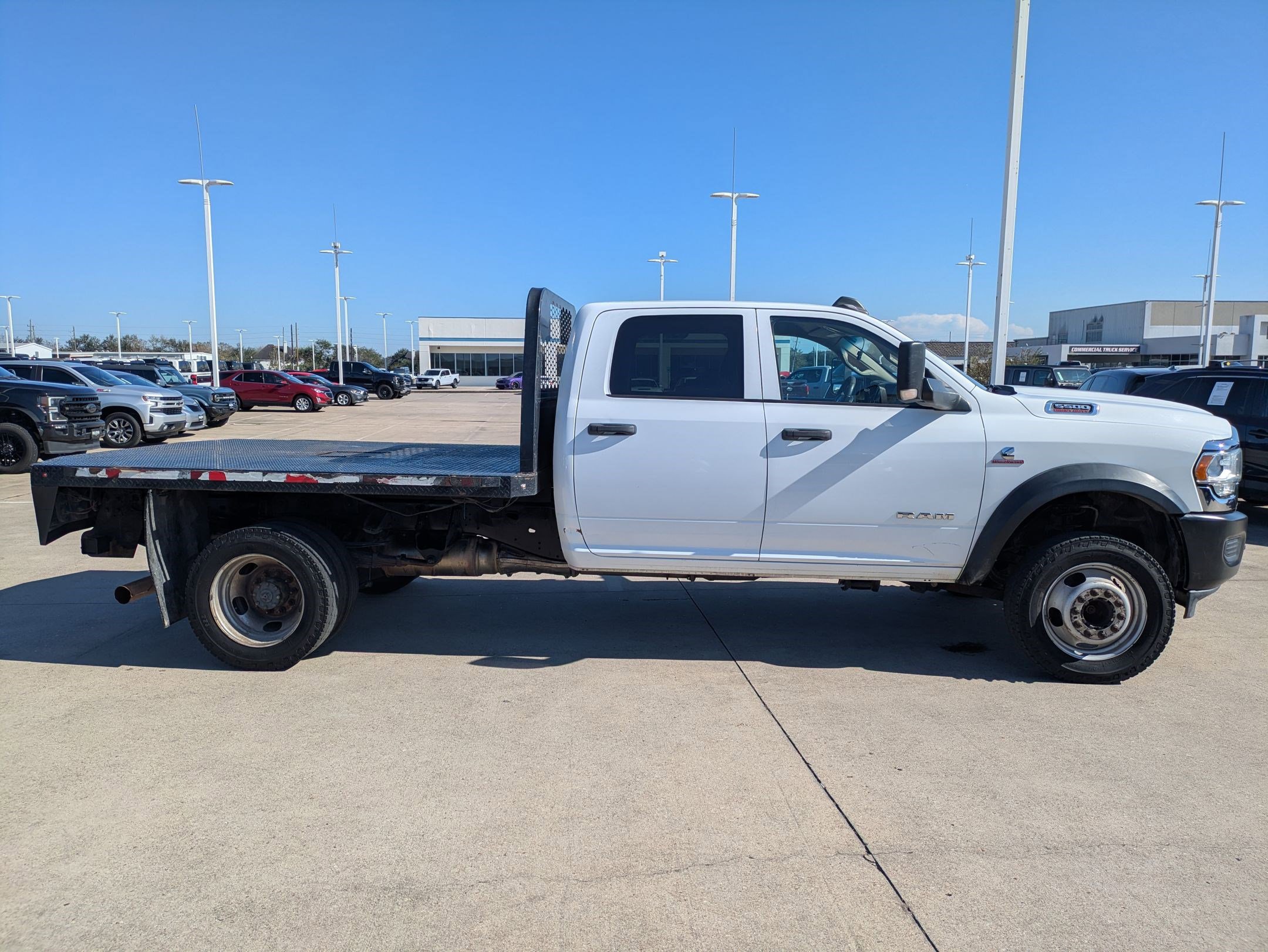 2019 Ram 5500 Tradesman photo 2