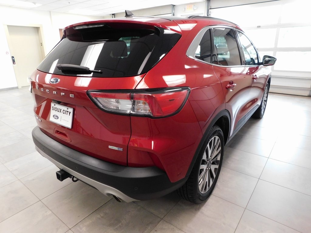 2020 Ford Escape Titanium photo 5
