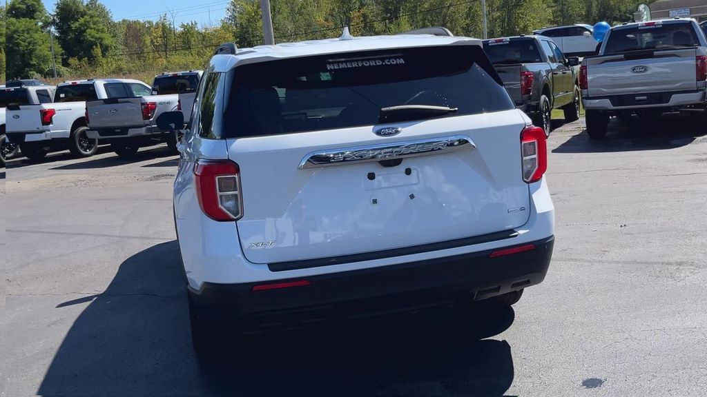2020 Ford Explorer XLT photo 2