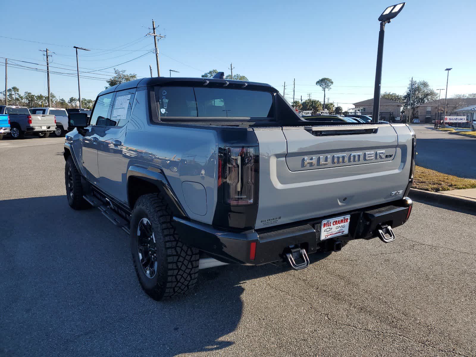 2024 Gmc Hummer EV photo 2