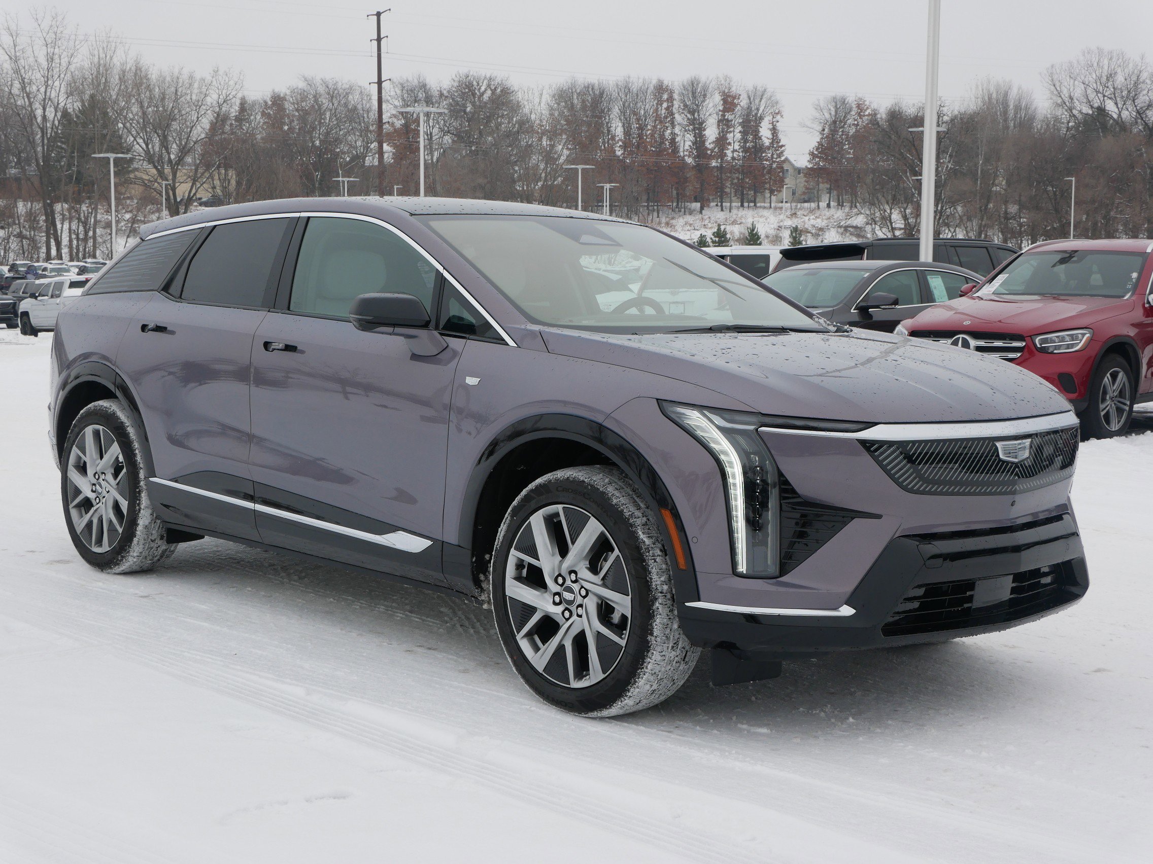 2026 Cadillac OPTIQ Luxury's photo