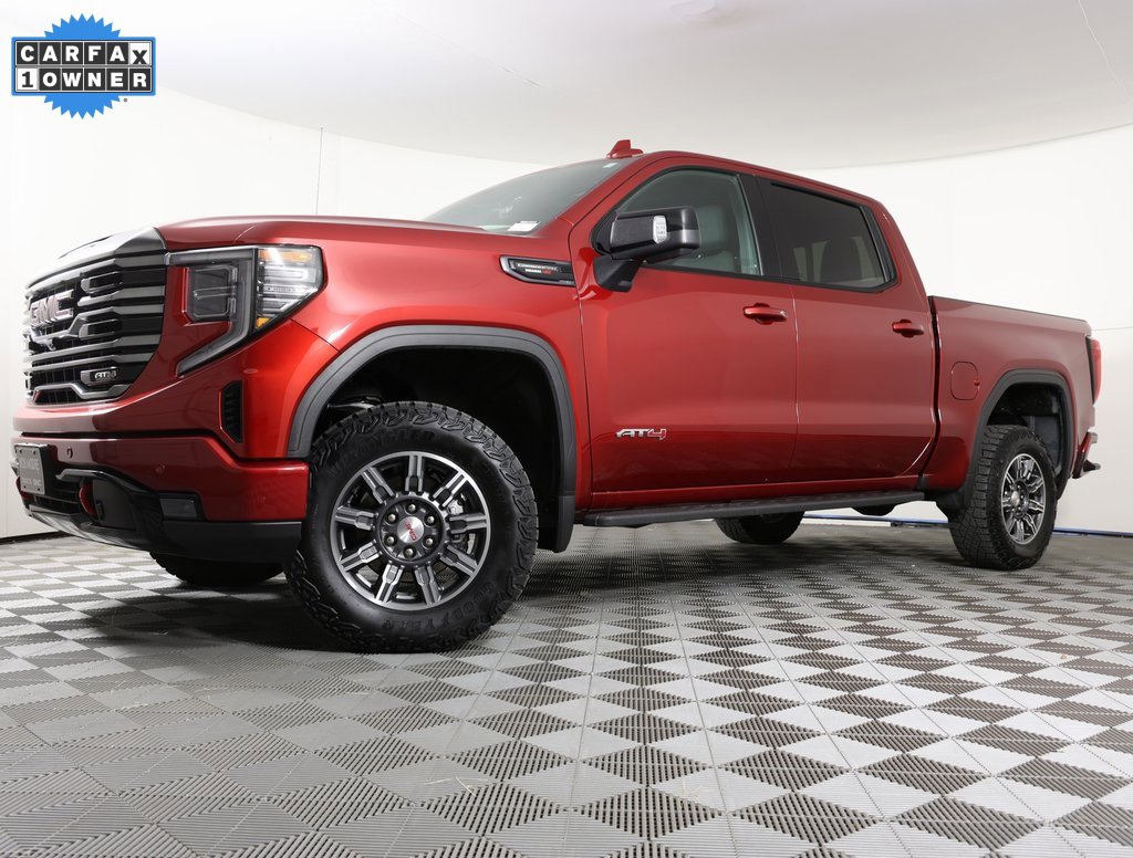 2024 GMC Sierra 1500 AT4's photo