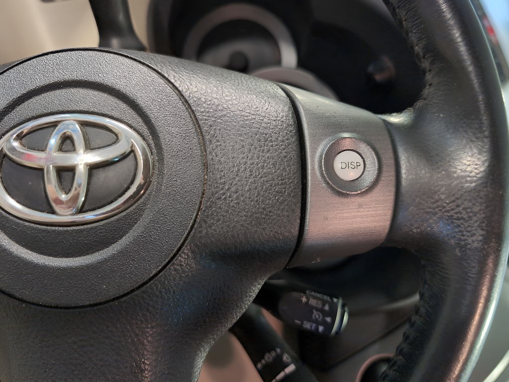2010 Toyota RAV4 Limited photo 15