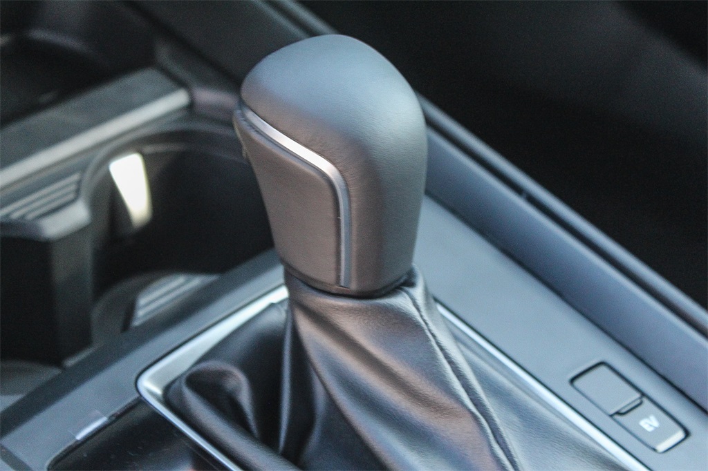 2025 Mazda CX-50 Preferred photo 19