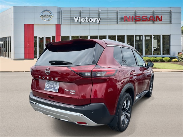 2023 Nissan Rogue Platinum photo 2