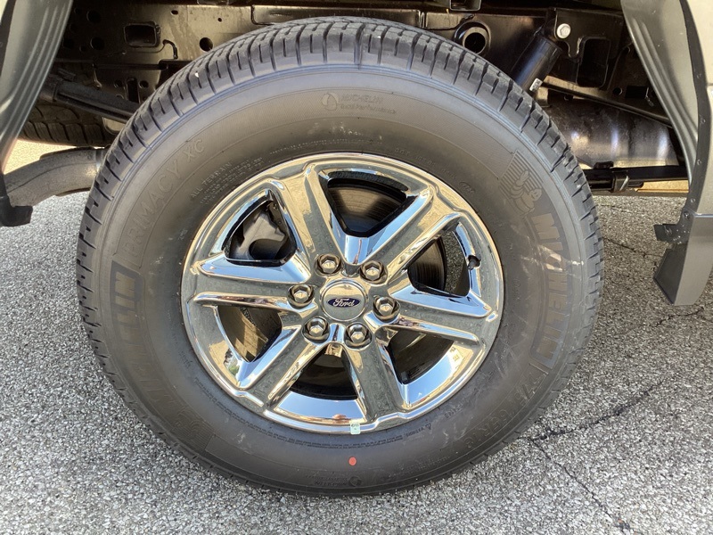 2025 Ford F-150 XLT photo 9