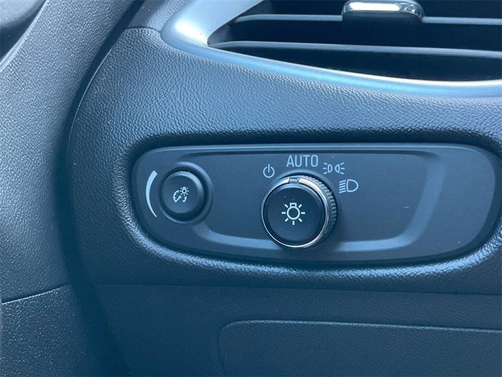 2023 Chevrolet Malibu 1LT photo 16