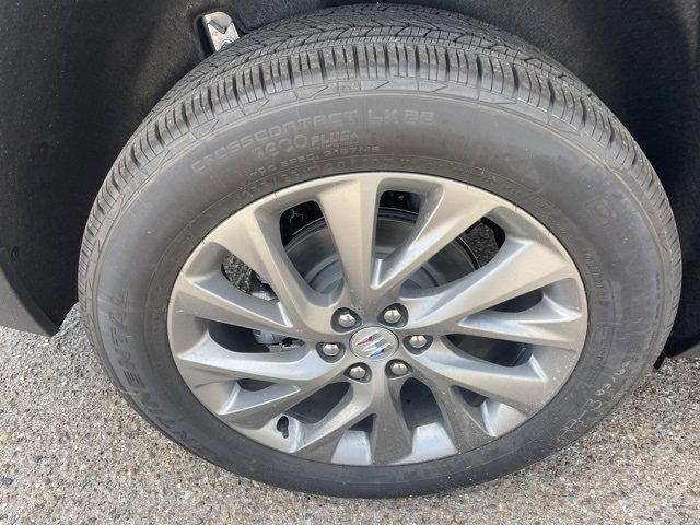 2026 Buick Enclave Preferred photo 8