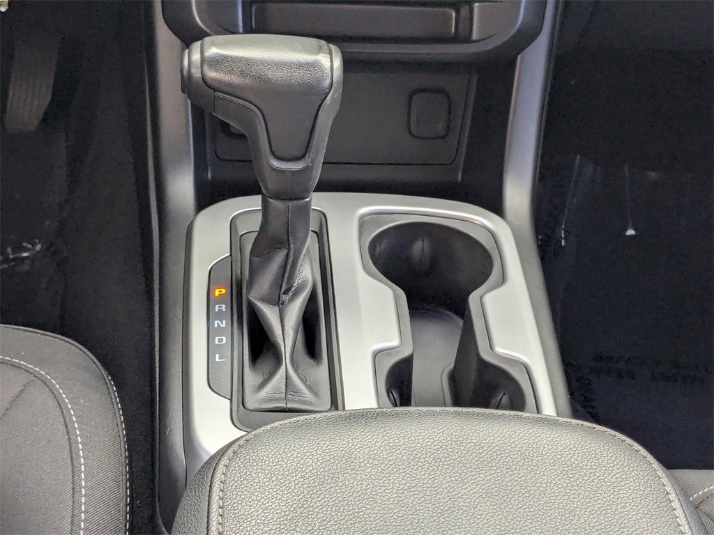 2021 Chevrolet Colorado LT photo 17