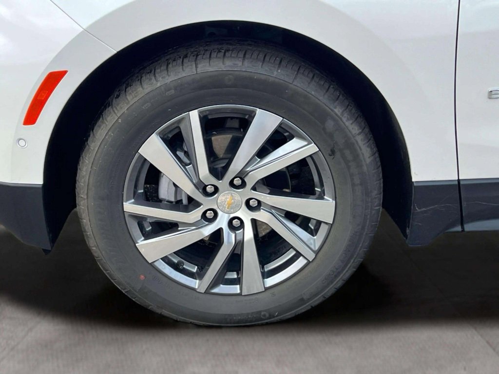 2022 Chevrolet Equinox Premier photo 3