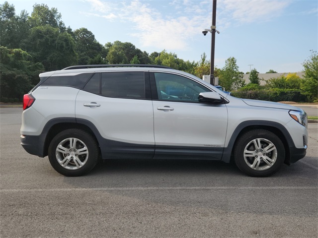 2020 Gmc Terrain SLE photo 2
