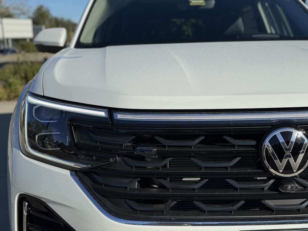 2026 Volkswagen Atlas SEL Premium R-Line photo 3