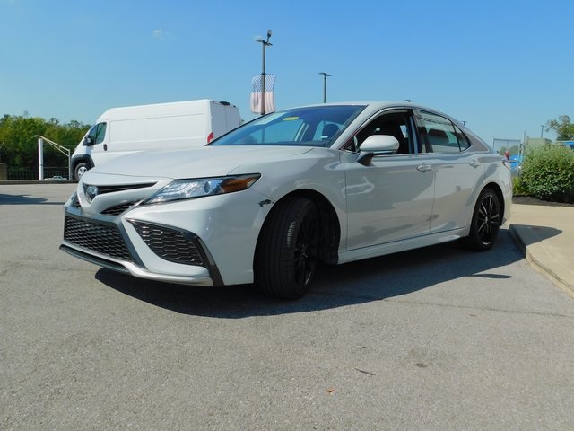 2023 Toyota Camry XSE photo 4