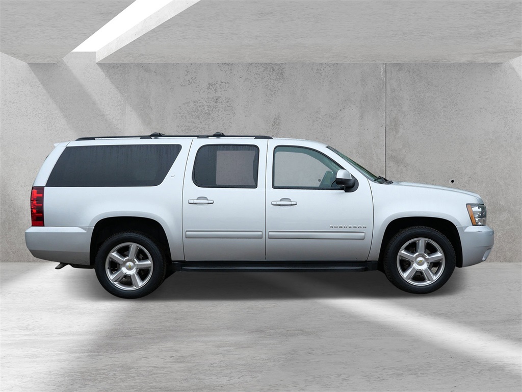 Used 2014 Chevrolet Suburban LT with VIN 1GNSCJE07ER229896 for sale in White Bear Lake, Minnesota