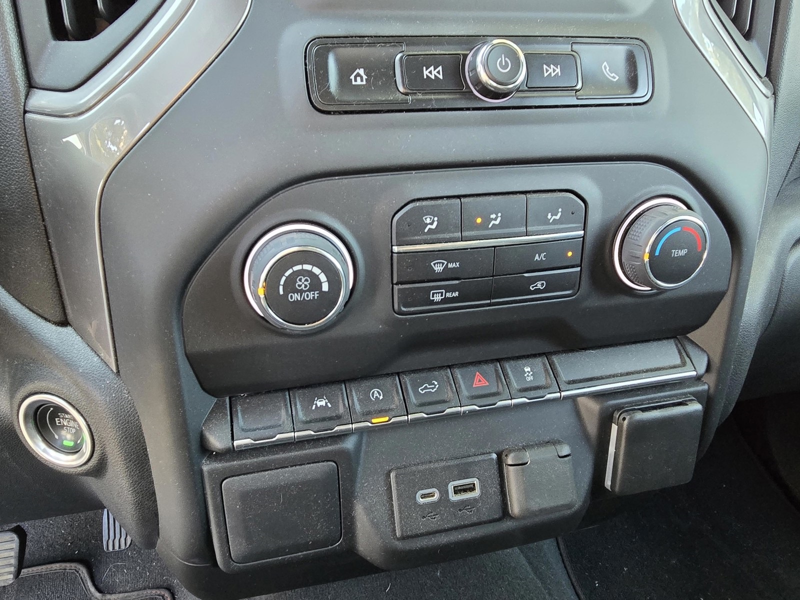 2023 Chevrolet Silverado 1500 Custom photo 22