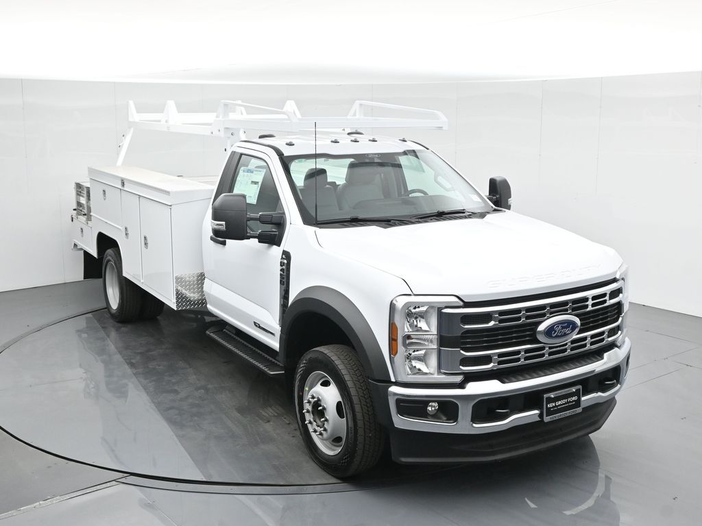 2025 Ford F-450 photo 39
