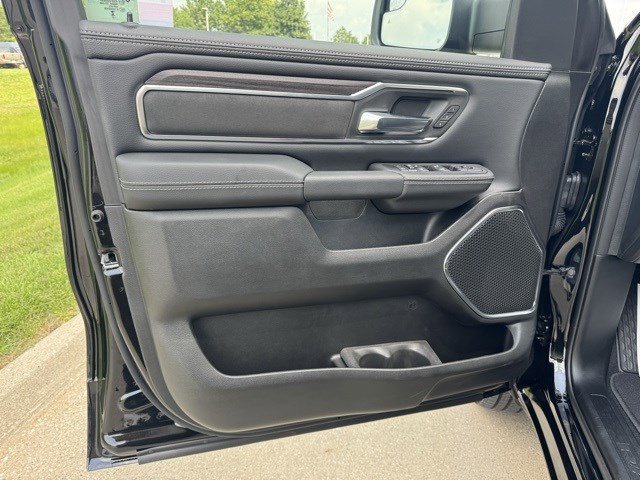 2026 Ram 1500 Laramie photo 5