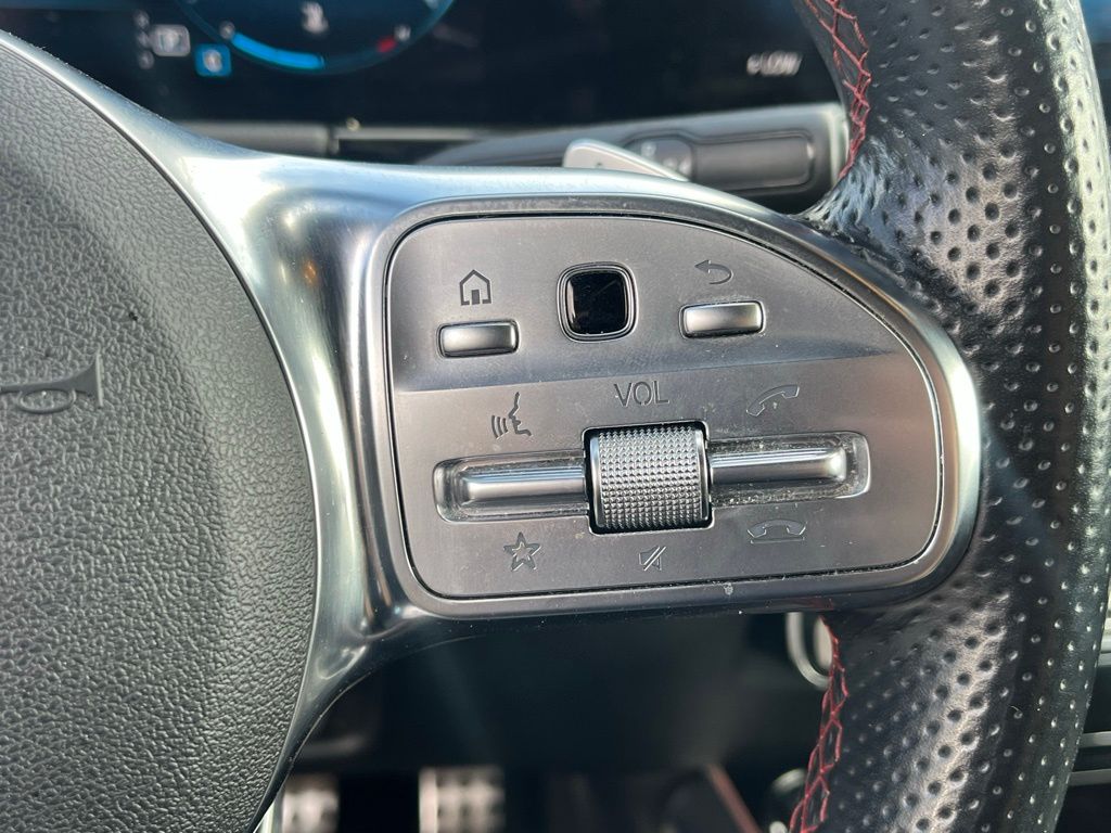 2023 Mercedes Benz GLA 250 photo 8