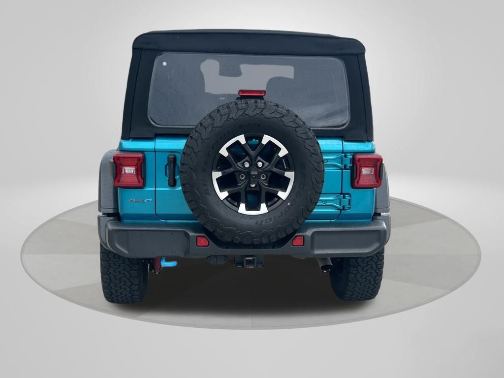 2024 Jeep Wrangler Rubicon 4xe photo 3