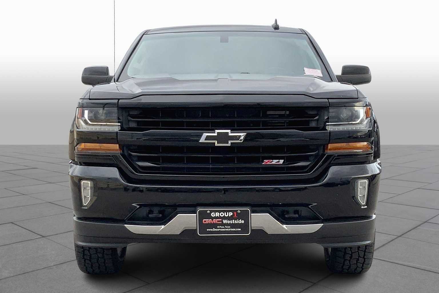 2018 Chevrolet Silverado 1500 LT photo 3
