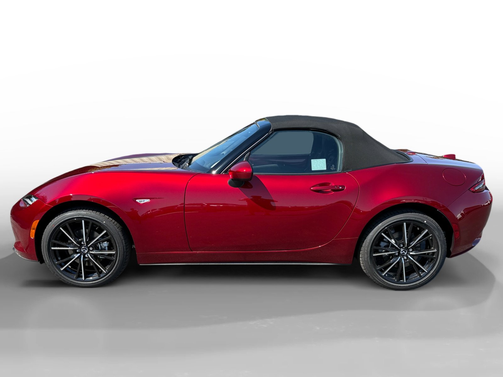 2025 Mazda MX-5 Miata Miata Grand Touring photo 2