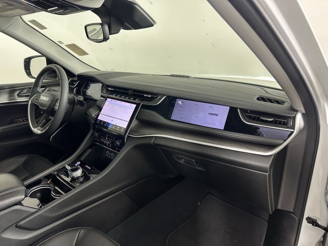 2022 Jeep Grand Cherokee Limited 4xe photo 18