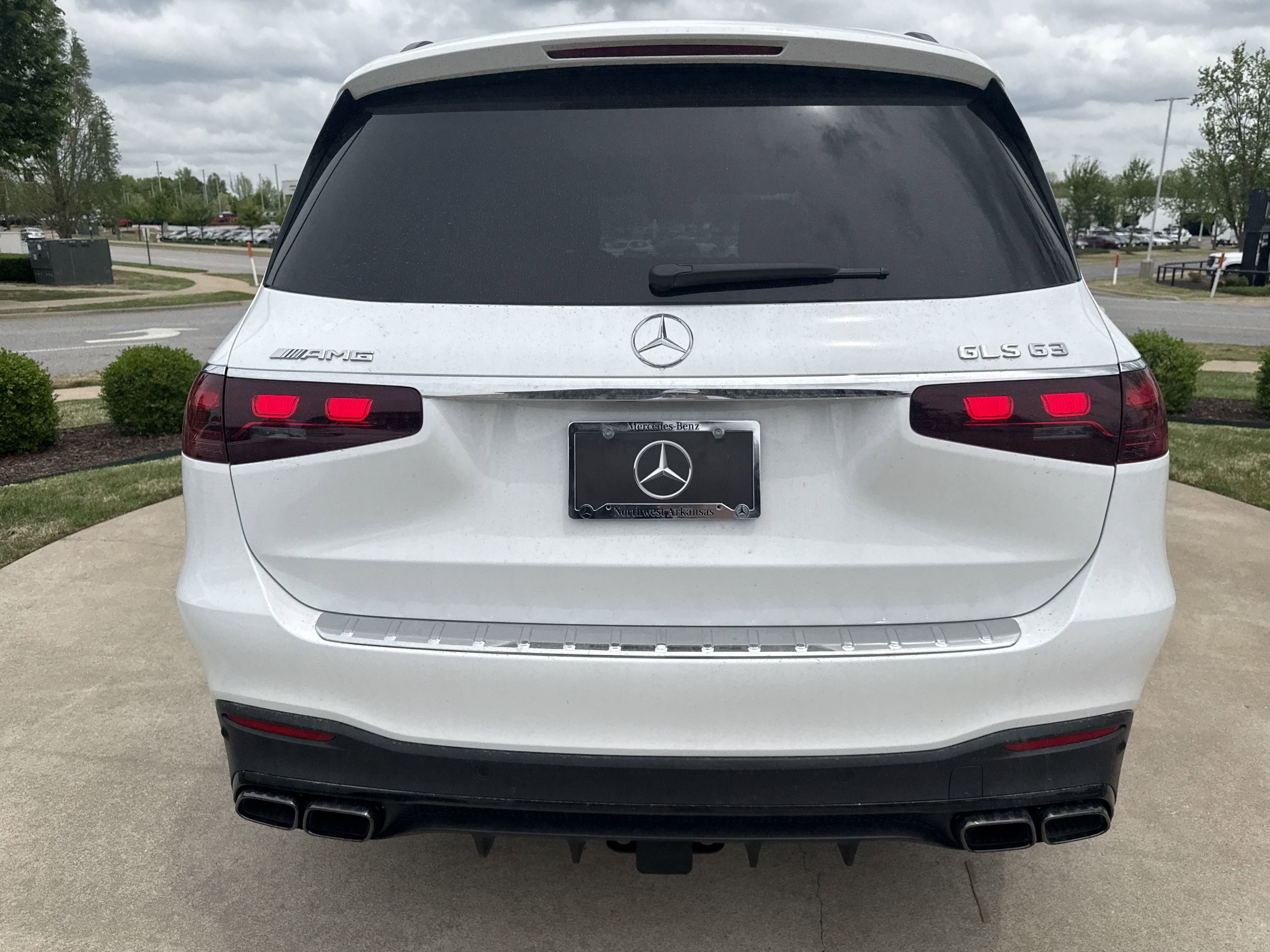 2025 Mercedes Benz GLS AMG 63 photo 2
