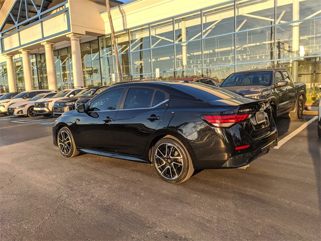 2024 Nissan Sentra SR photo 4