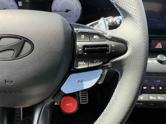 2025 Hyundai Elantra N Base photo 6