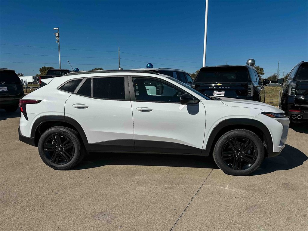 2026 Chevrolet Trax ACTIV photo 3