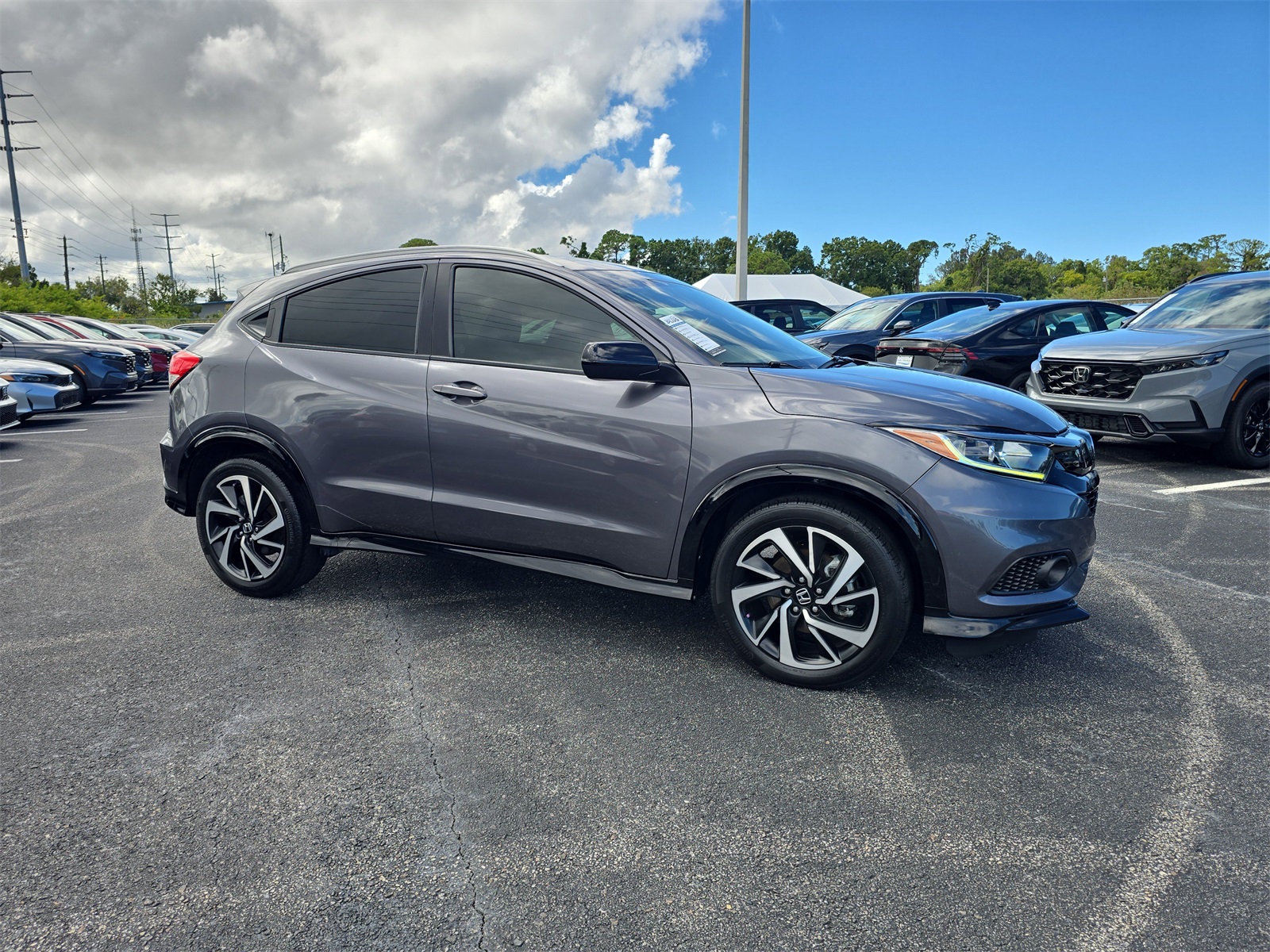 2019 Honda HR-V Sport photo 2