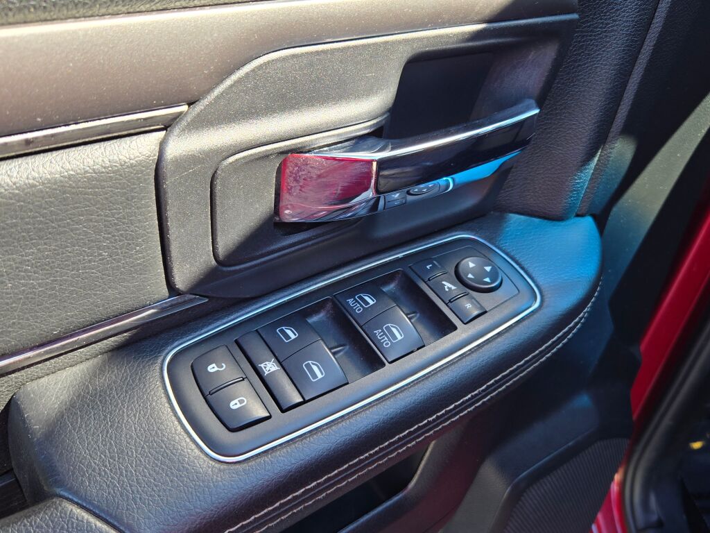 2014 Ram 1500 Sport photo 16